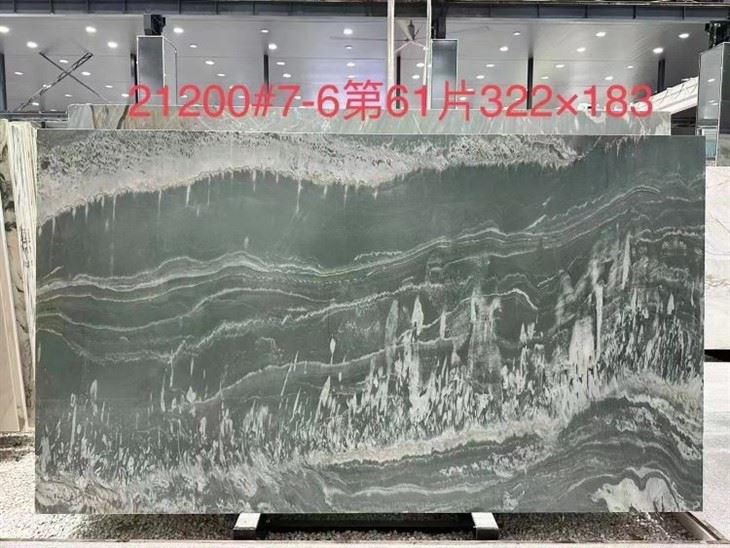 Green Maestro Quartzite Stone Wall
